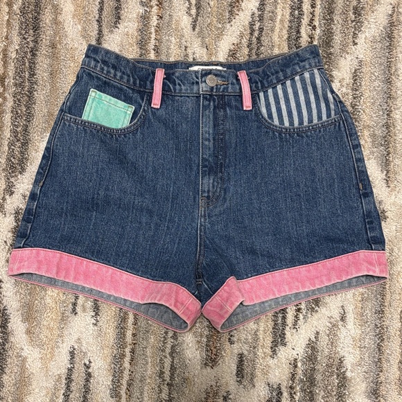 Guess Pants - Guess originals Jean shorts